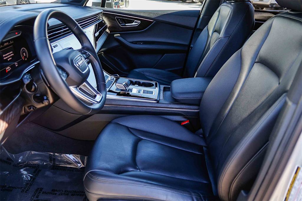 Thumbnail: 2023 Audi Q7 - 8