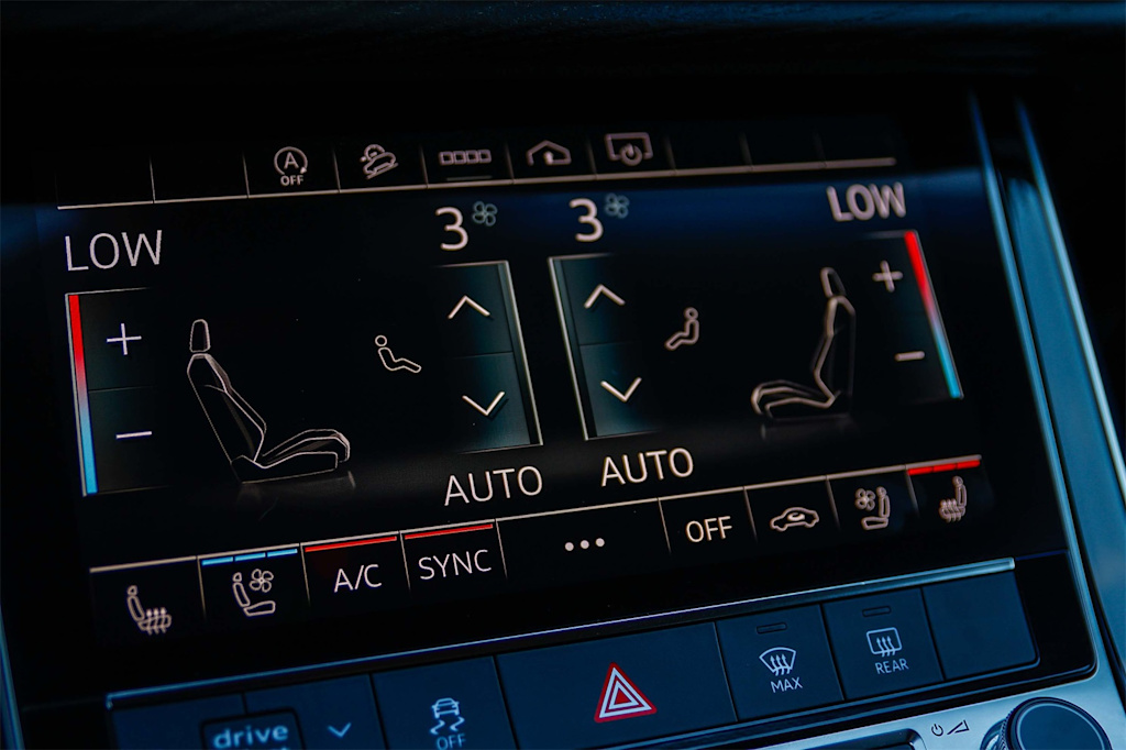 Thumbnail: 2023 Audi Q7 - 23