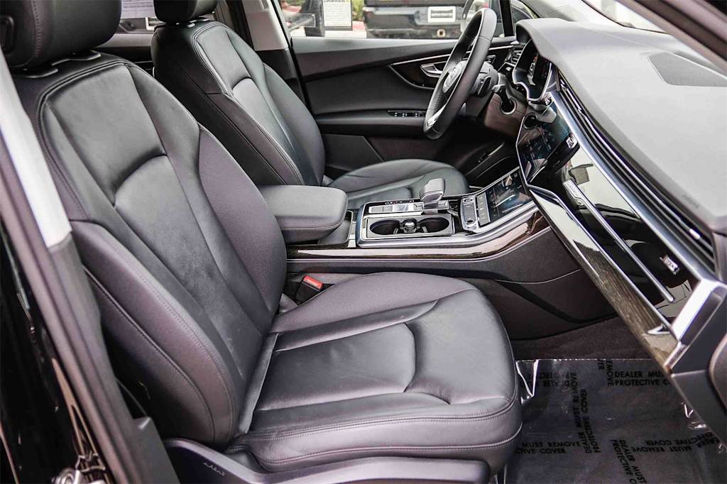 Thumbnail: 2022 Audi Q7 - 8