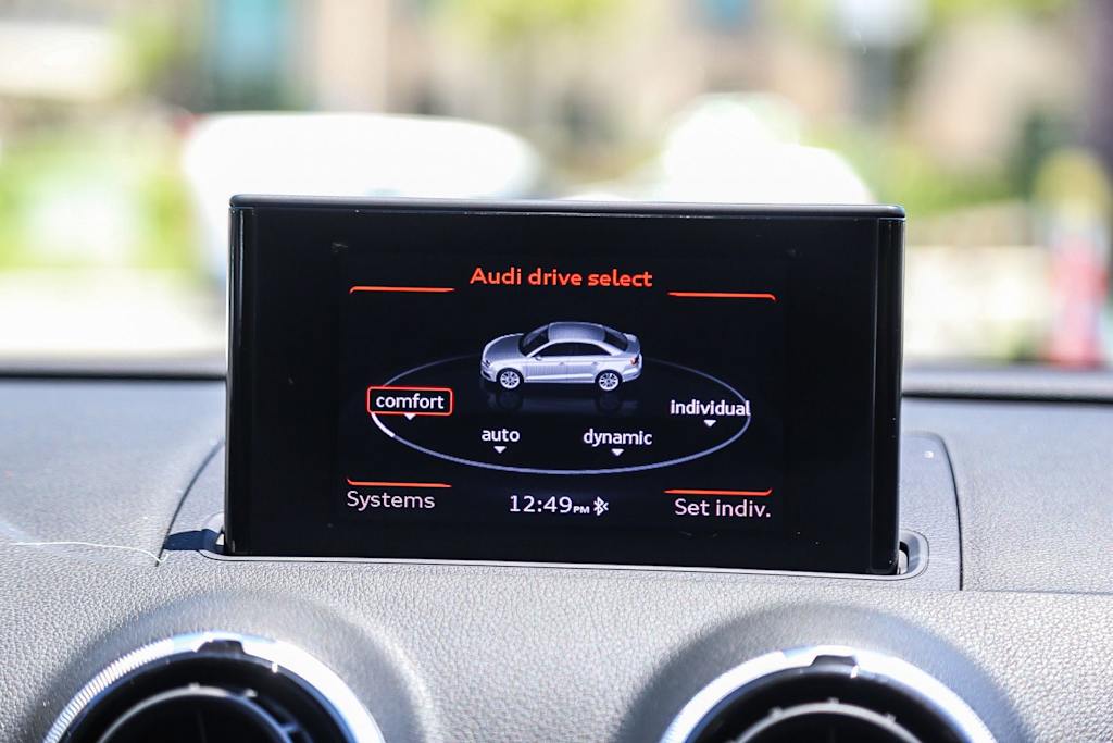 Thumbnail: 2015 Audi S3 - 23