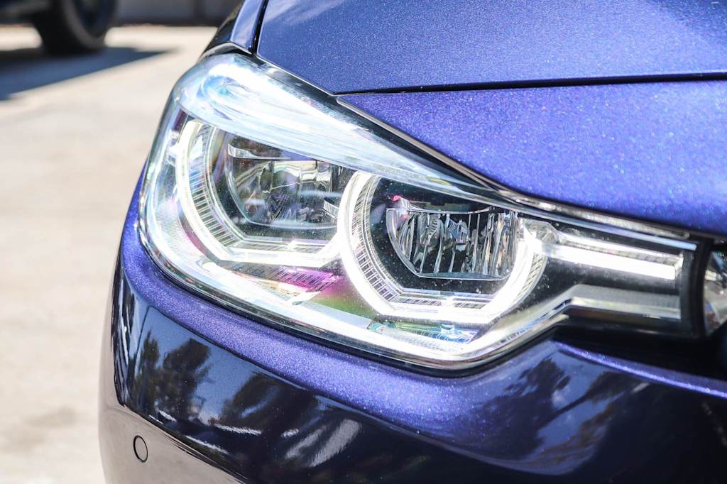 Thumbnail: 2017 BMW 3 Series - 22