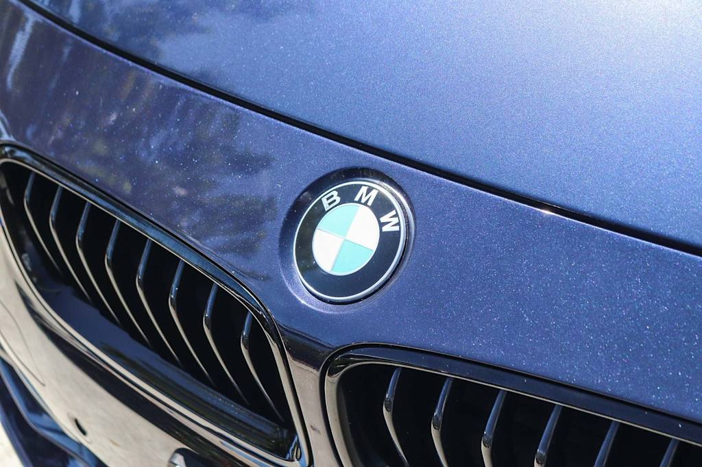Thumbnail: 2017 BMW 3 Series - 6