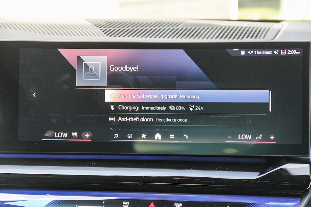 Thumbnail: 2025 BMW i5 - 13