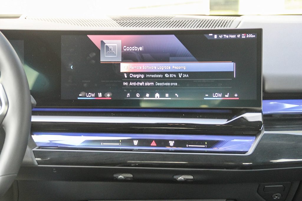 Thumbnail: 2025 BMW i5 - 10