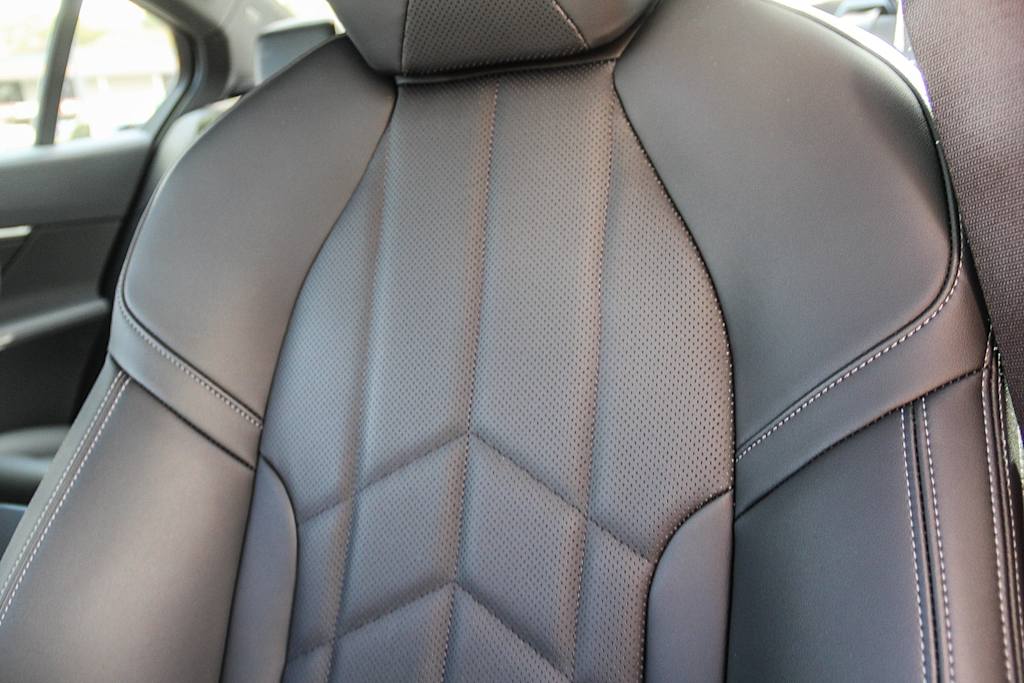 Thumbnail: 2025 BMW i5 - 24