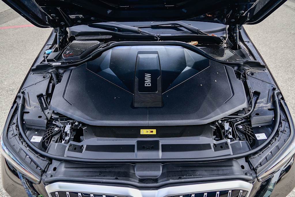 Thumbnail: 2025 BMW i5 - 7