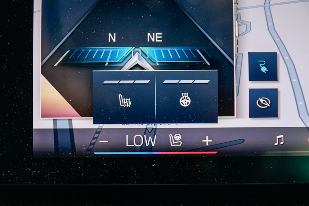 Thumbnail: 2025 BMW i5 - 28