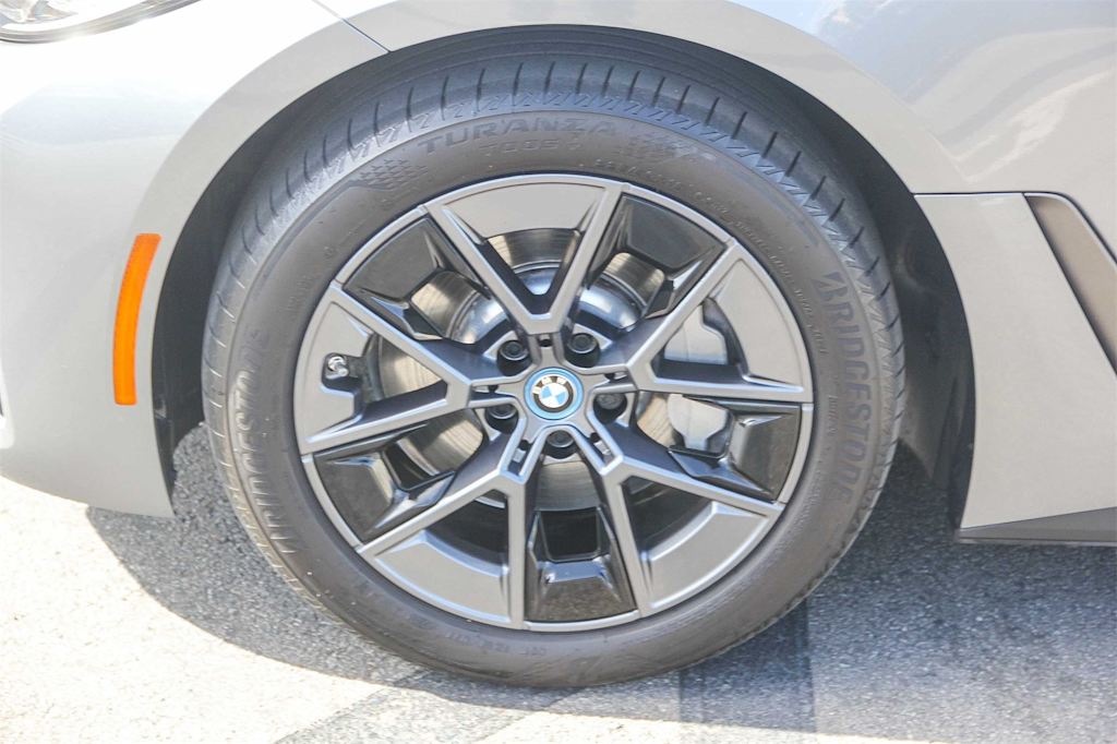 Thumbnail: 2024 BMW i4 - 6