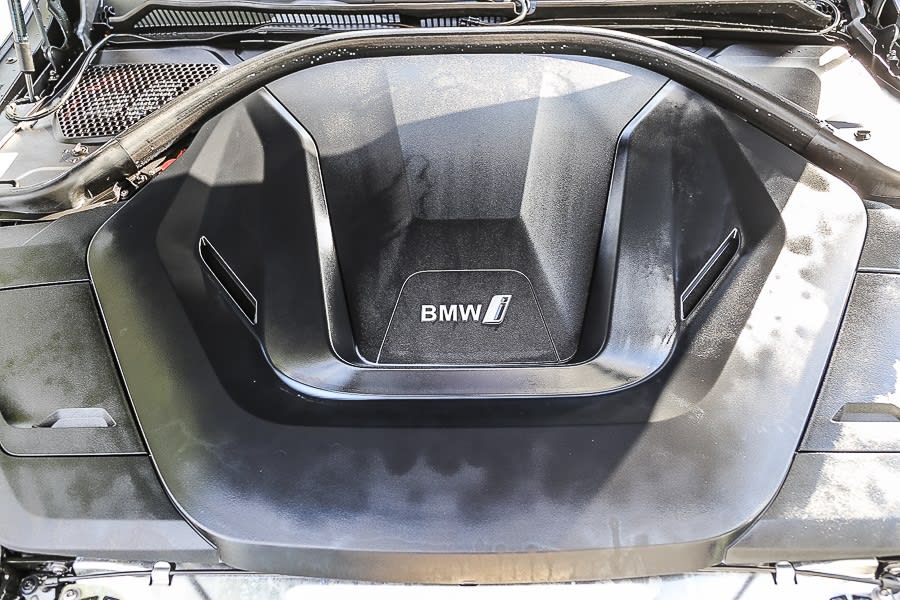 Thumbnail: 2022 BMW i4 - 7