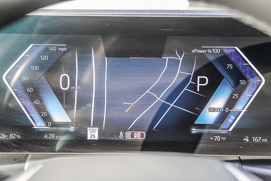 Thumbnail: 2022 BMW i4 - 13