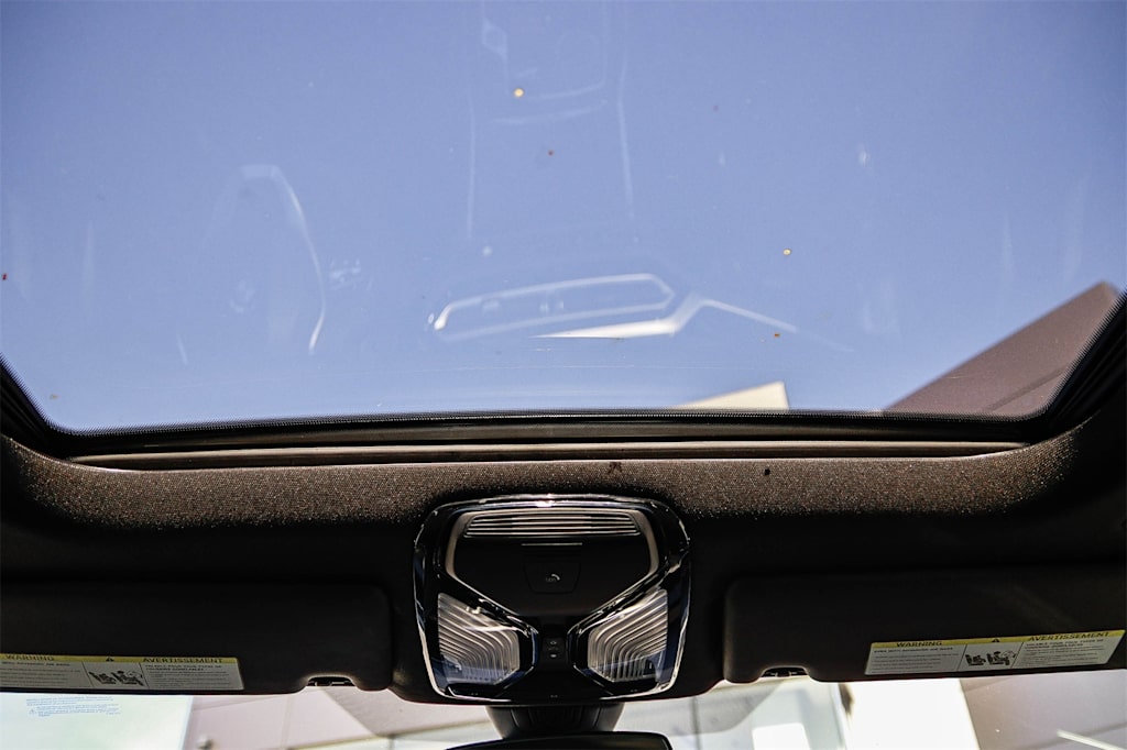 Thumbnail: 2023 BMW i4 - 22