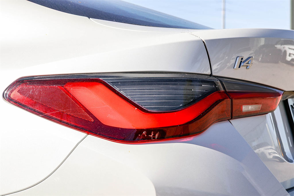 Thumbnail: 2023 BMW i4 - 18