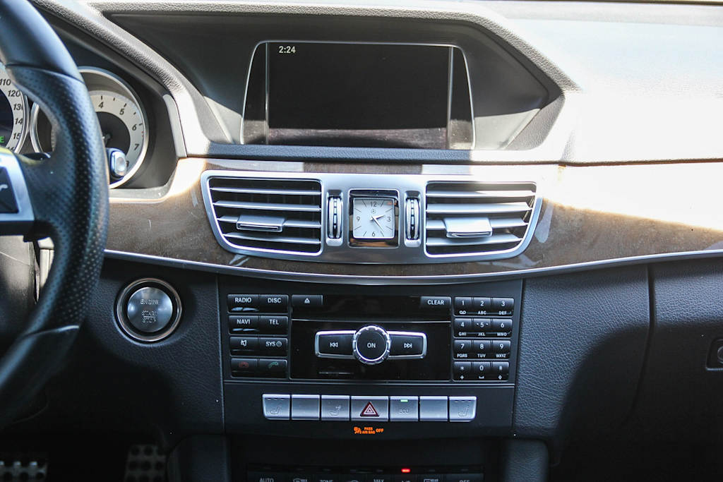 Thumbnail: 2015 Mercedes-Benz E-Class - 13