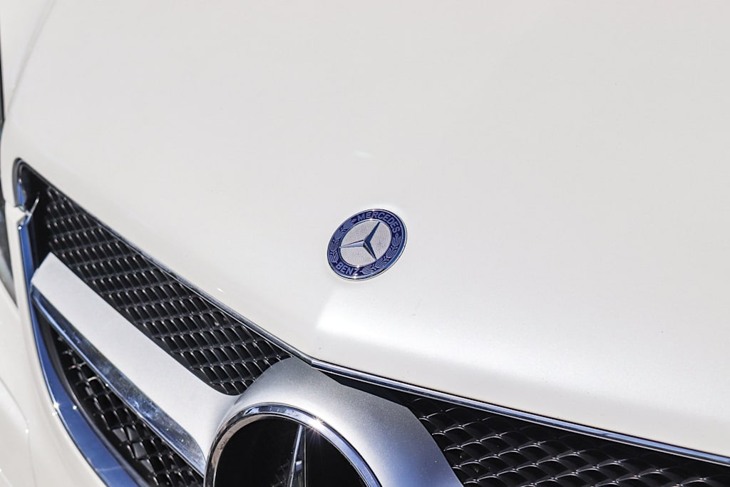 Thumbnail: 2014 Mercedes-Benz E-Class - 6