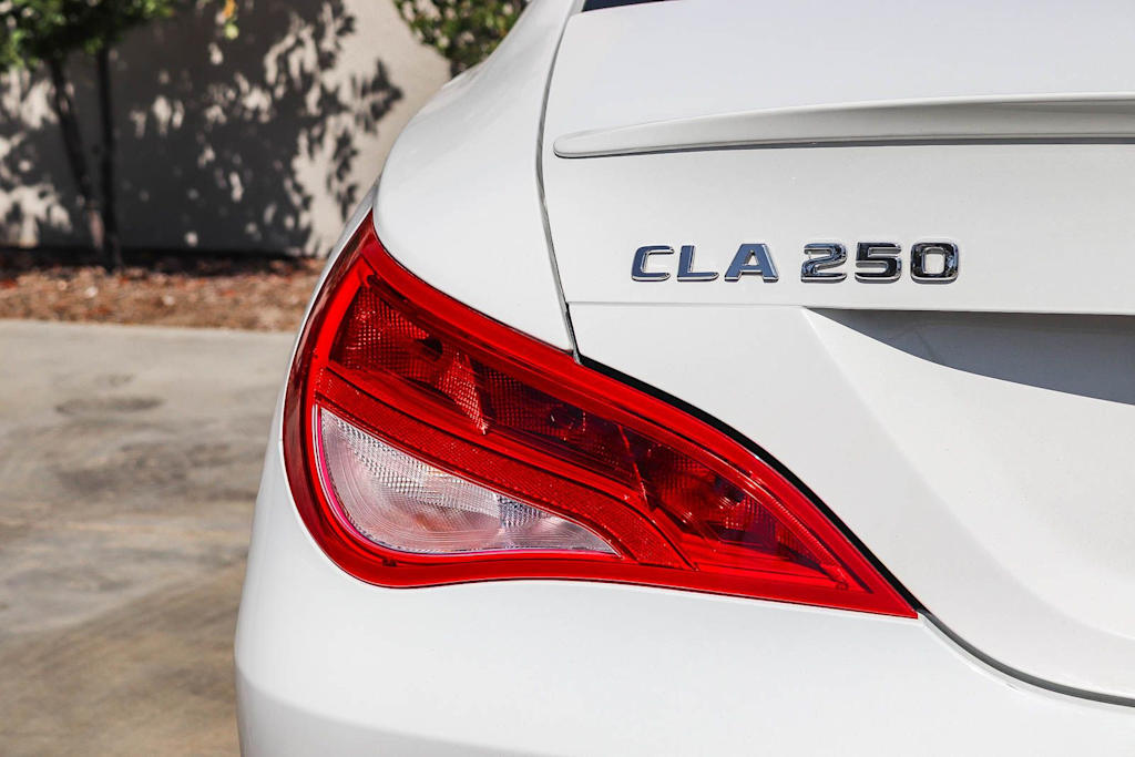 Thumbnail: 2018 Mercedes-Benz CLA - 19