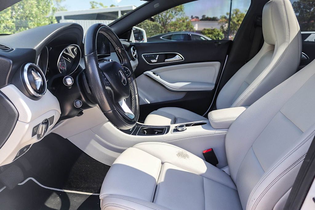 Thumbnail: 2018 Mercedes-Benz CLA - 11