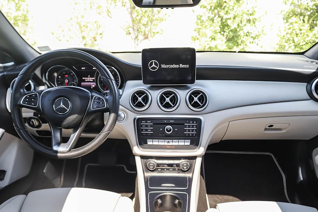 Thumbnail: 2018 Mercedes-Benz CLA - 2