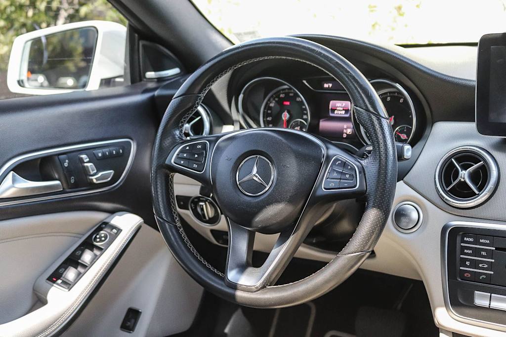 Thumbnail: 2018 Mercedes-Benz CLA - 9