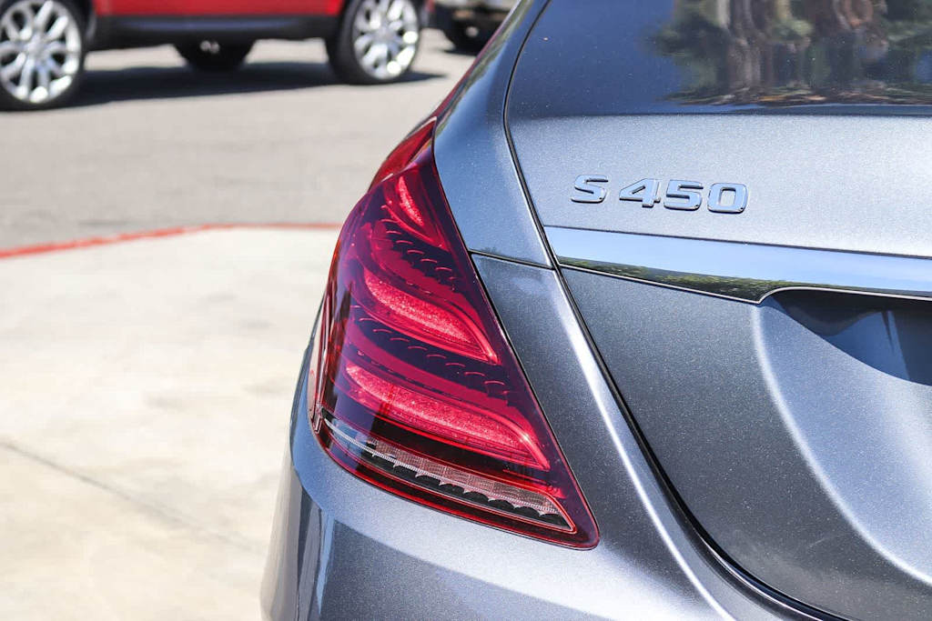 Thumbnail: 2018 Mercedes-Benz S-Class - 20