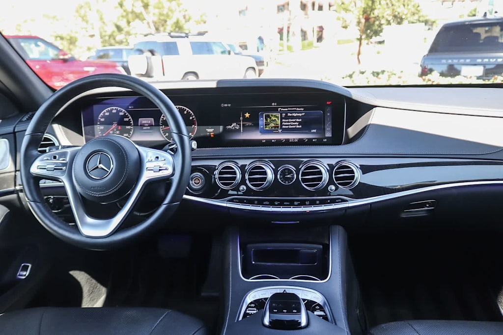 Thumbnail: 2018 Mercedes-Benz S-Class - 2