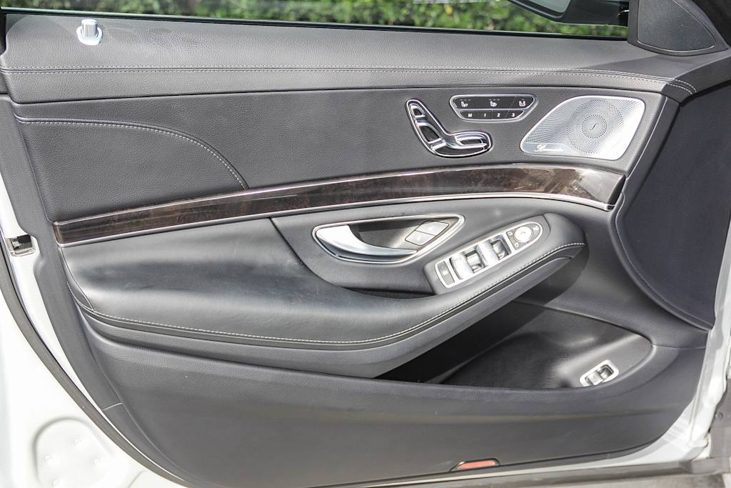 Thumbnail: 2016 Mercedes-Benz S-Class - 23