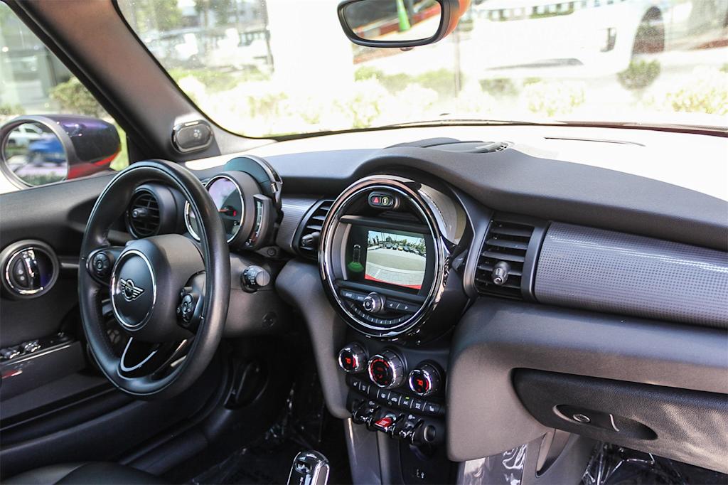 Thumbnail: 2020 MINI Cooper - 2