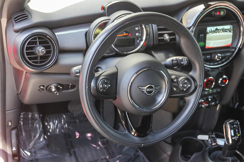 Thumbnail: 2020 MINI Cooper - 12