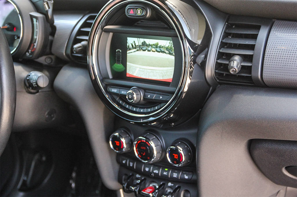 Thumbnail: 2020 MINI Cooper - 9