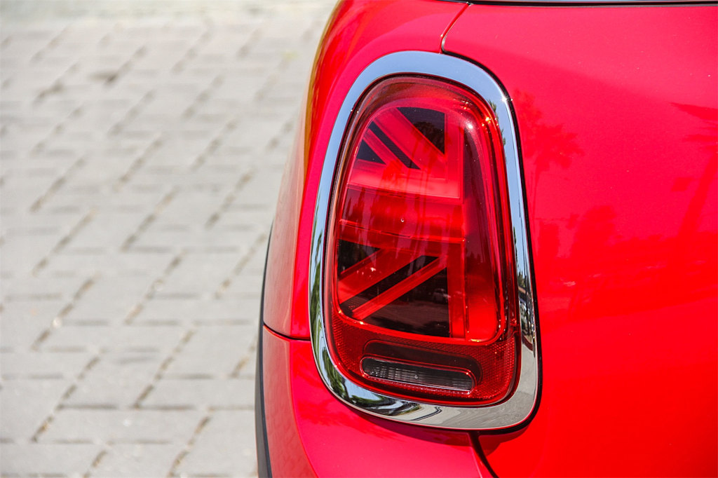 Thumbnail: 2020 MINI Cooper - 18