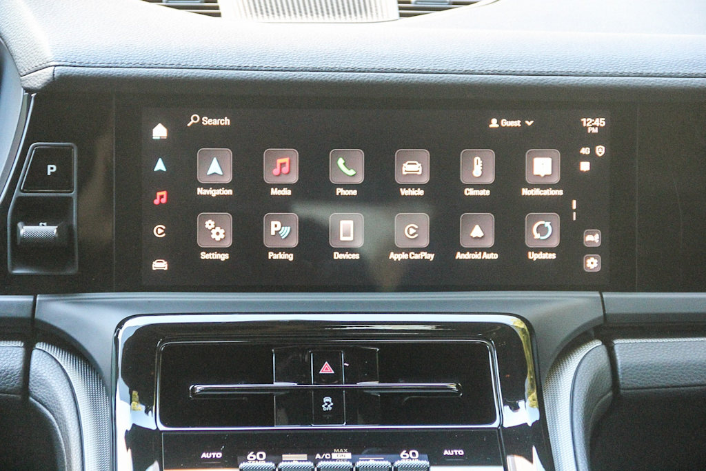 Thumbnail: 2025 Porsche Panamera - 12