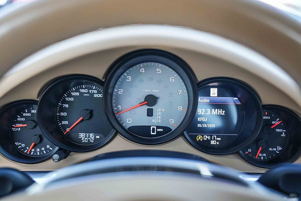 Thumbnail: 2015 Porsche 911 - 14