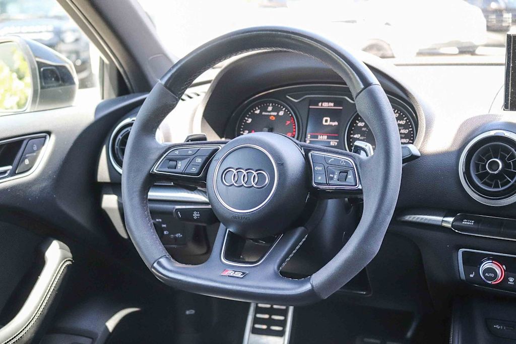Thumbnail: 2019 Audi RS 3 - 9