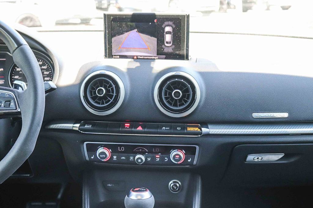 Thumbnail: 2019 Audi RS 3 - 13