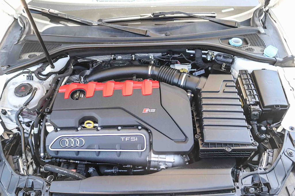 Thumbnail: 2019 Audi RS 3 - 8