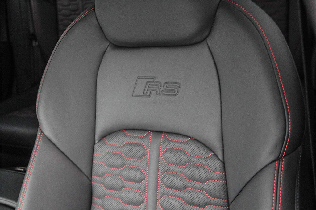 Thumbnail: 2024 Audi RS 7 - 26