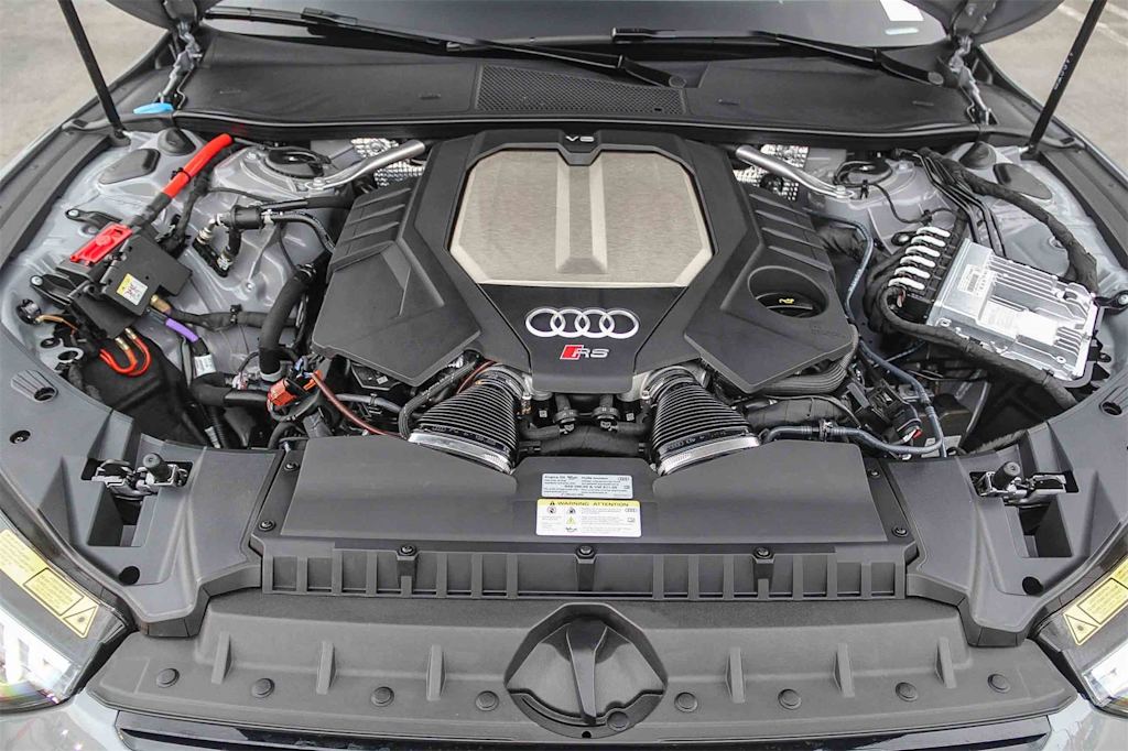 Thumbnail: 2024 Audi RS 7 - 7