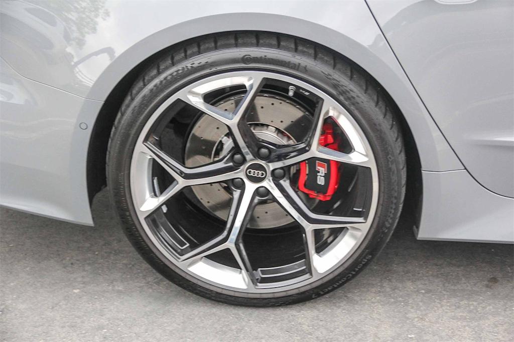 Thumbnail: 2024 Audi RS 7 - 17