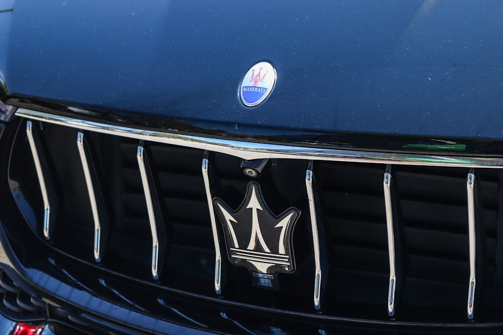 Thumbnail: 2017 Maserati Levante - 6