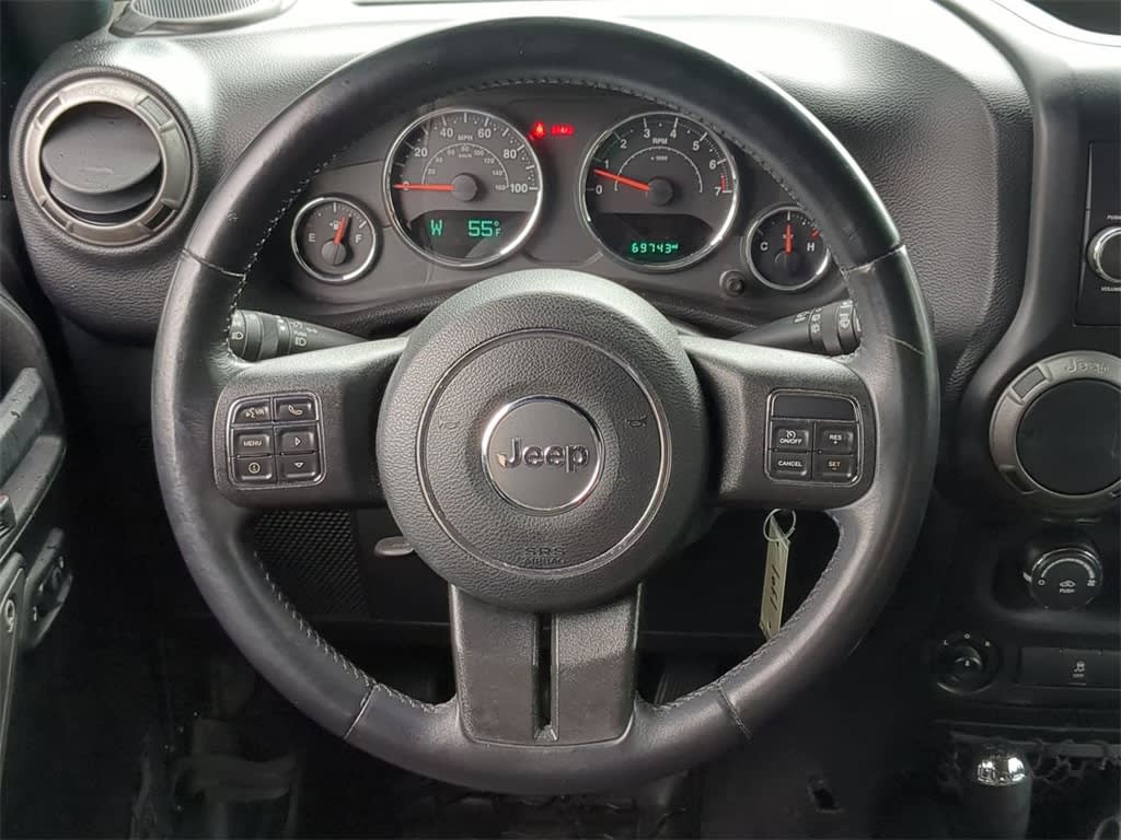 Thumbnail: 2016 Jeep Wrangler - 12
