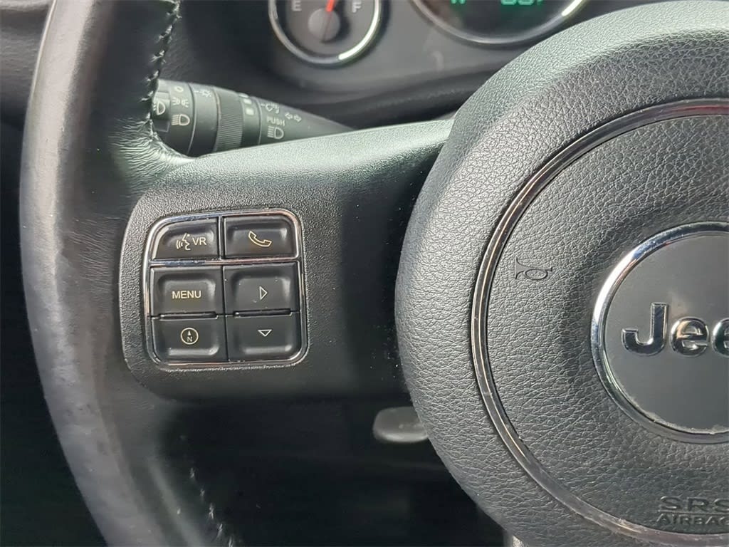 Thumbnail: 2016 Jeep Wrangler - 29