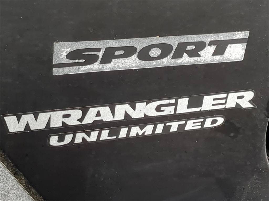 Thumbnail: 2016 Jeep Wrangler - 5