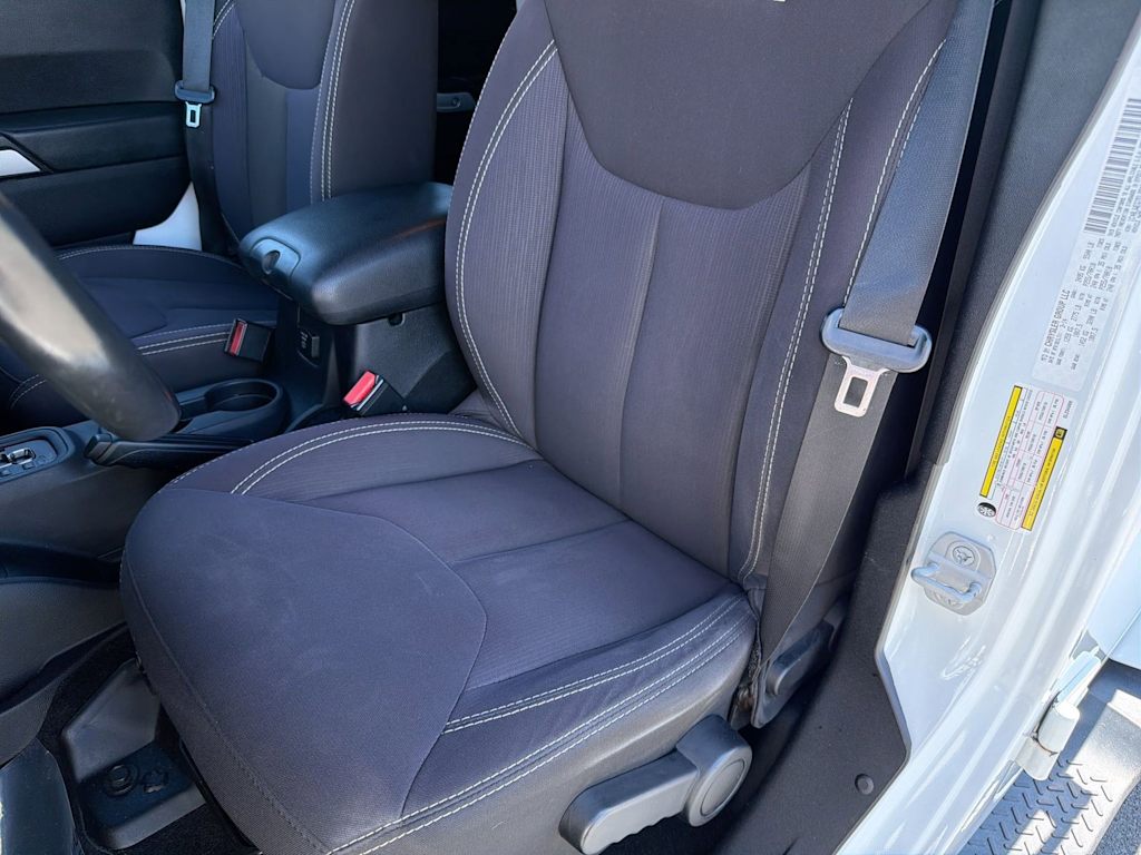Thumbnail: 2014 Jeep Wrangler - 9