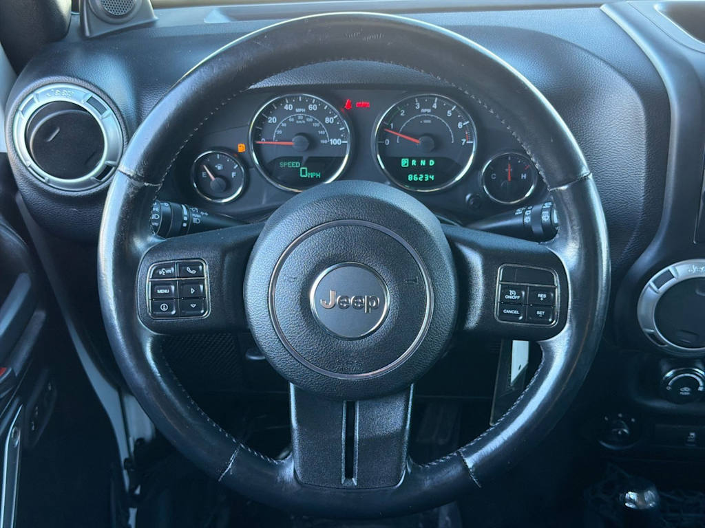 Thumbnail: 2014 Jeep Wrangler - 12