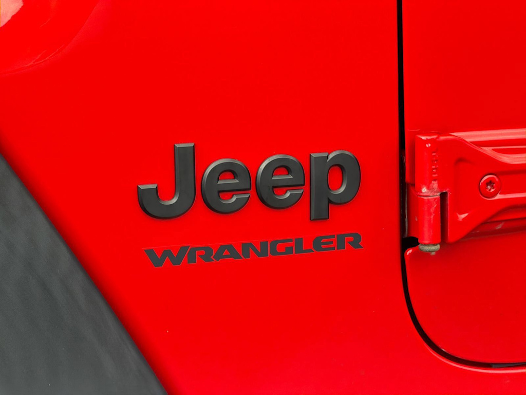 Thumbnail: 2022 Jeep Wrangler - 6