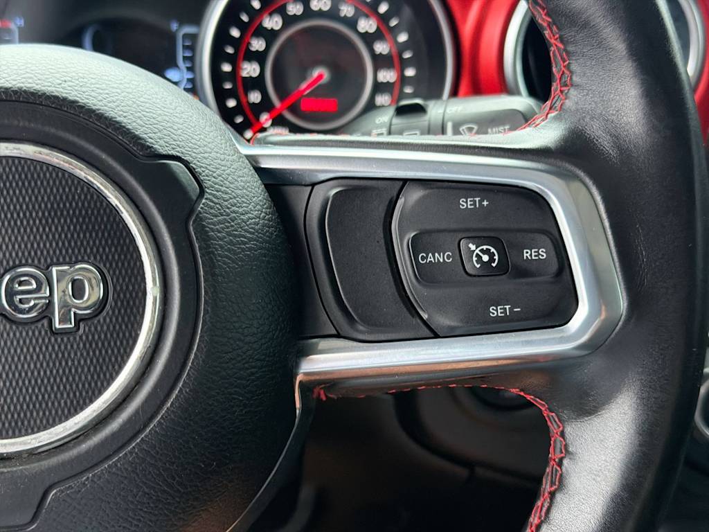 Thumbnail: 2018 Jeep Wrangler - 30