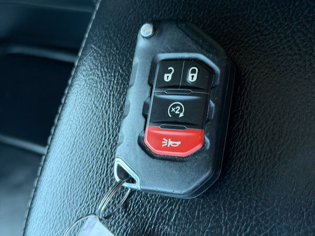Thumbnail: 2018 Jeep Wrangler - 18