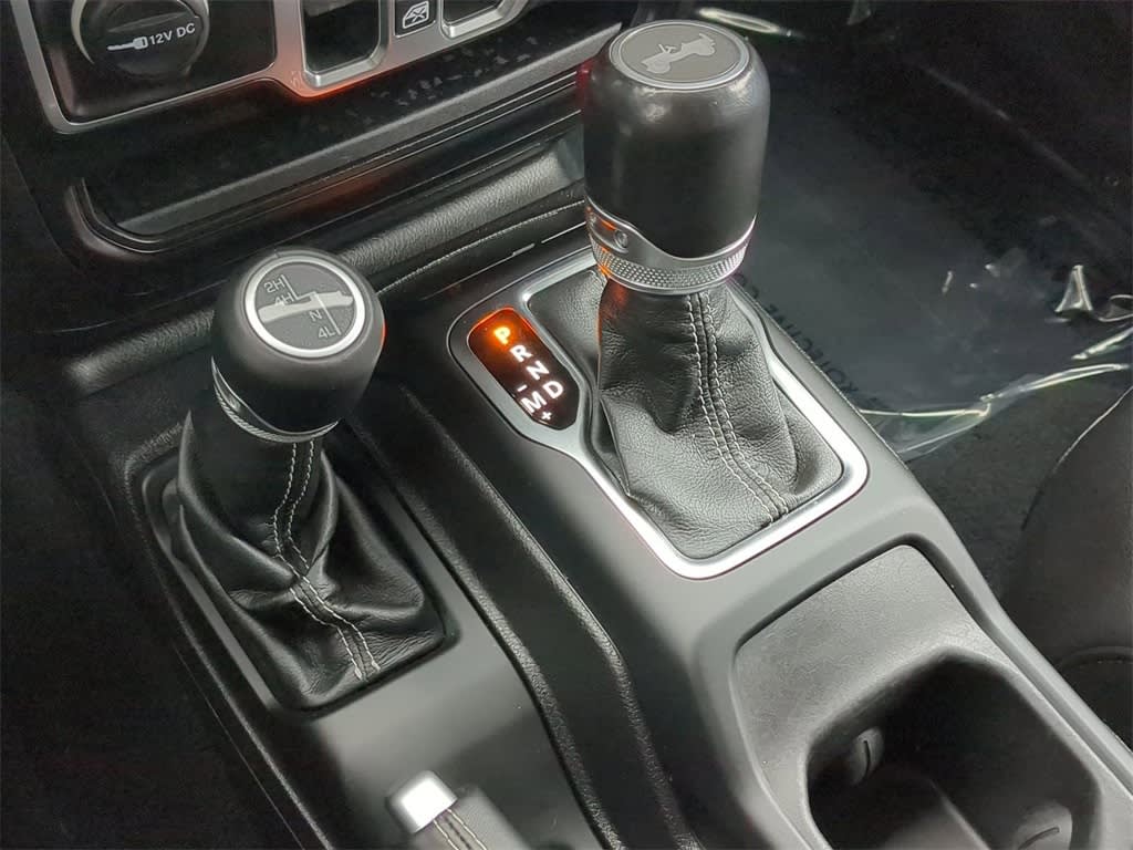 2021 Jeep Wrangler Unlimited Sahara 15