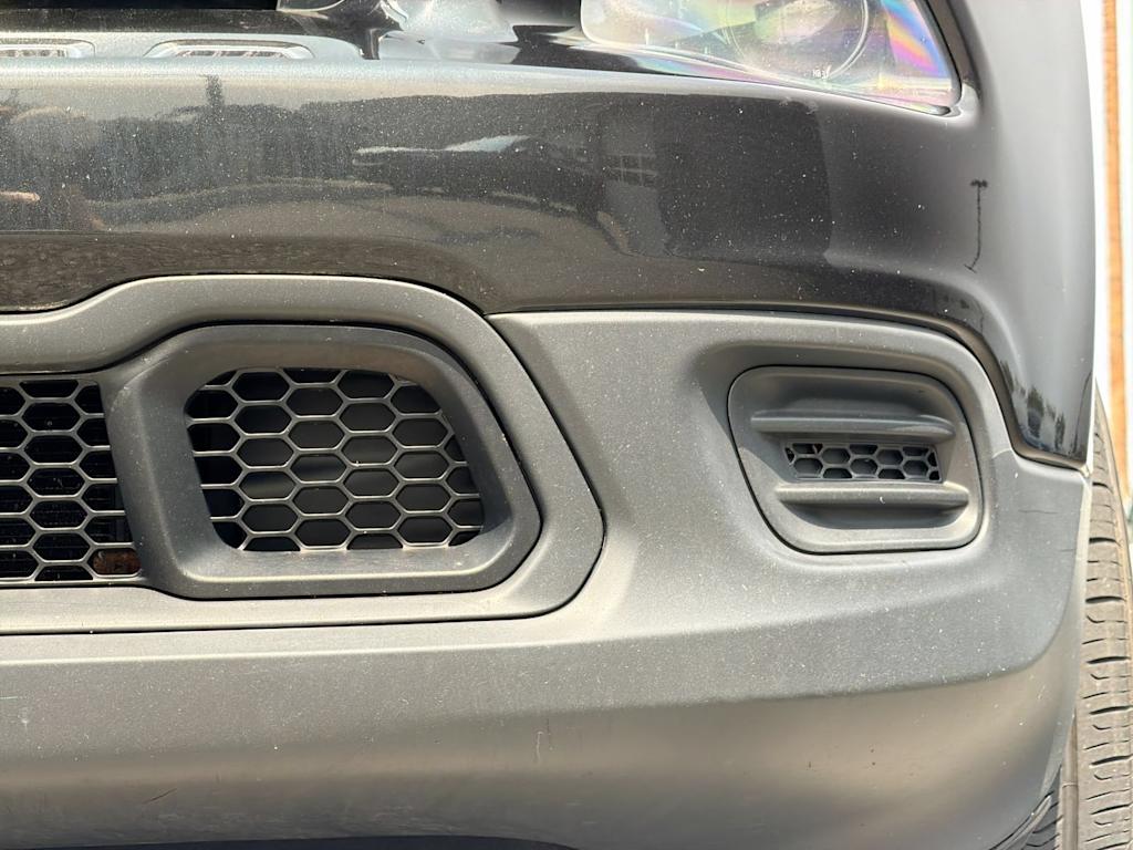 Thumbnail: 2016 Jeep Cherokee - 25