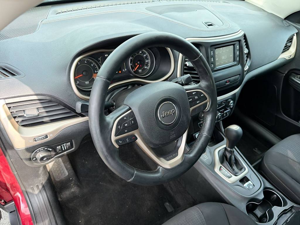 Thumbnail: 2015 Jeep Cherokee - 2
