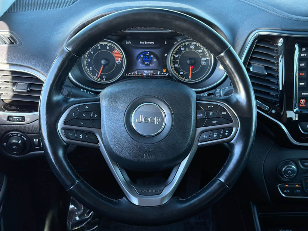 Thumbnail: 2021 Jeep Cherokee - 13